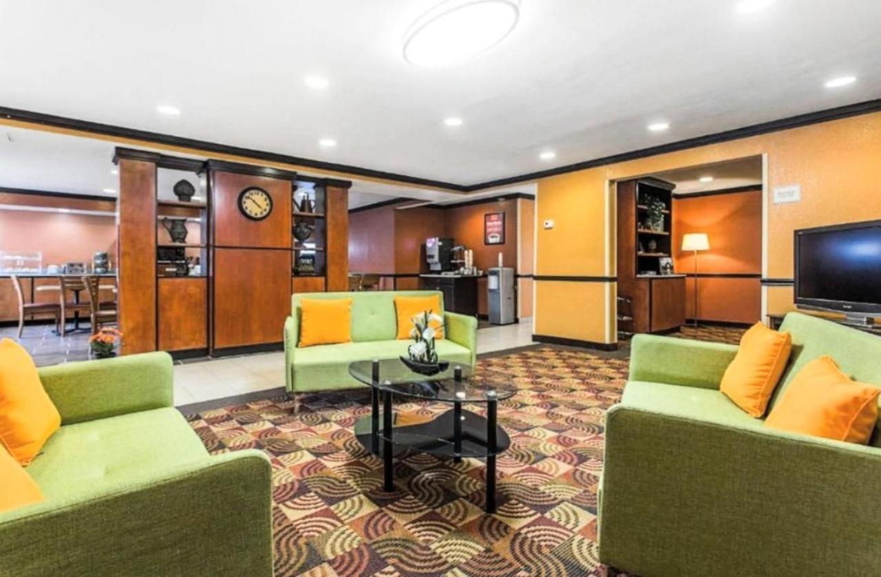 Хостел Bposhtels Шарлотт Экстерьер фото